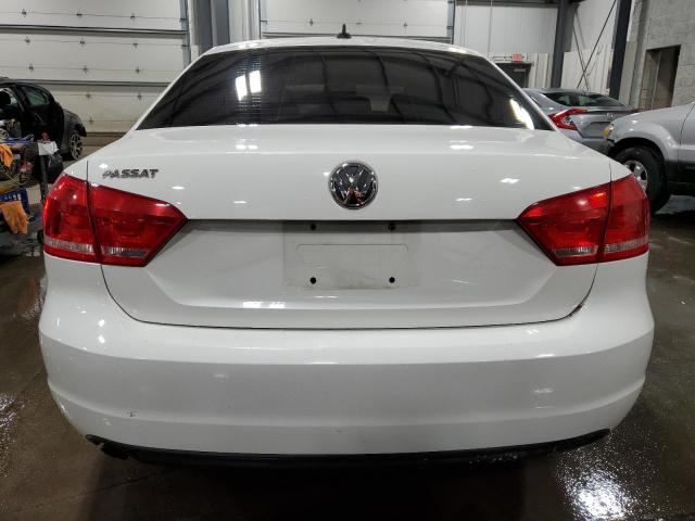 Photo 6 from auction – 2014 VOLKSWAGEN PASSAT S with VIN 1VWAP7A35EC023794