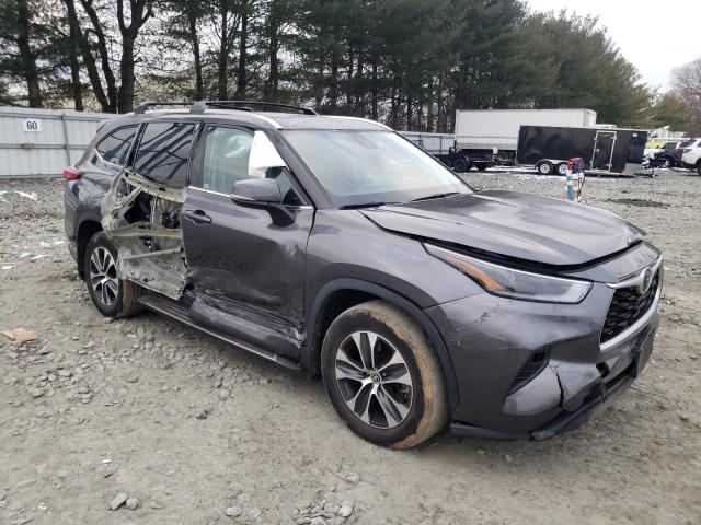 Photo 4 from auction – 2021 TOYOTA HIGHLANDER with VIN 5TDHZRBH1MS091640