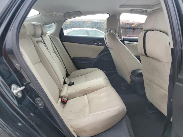 Photo 10 from auction – 2018 HONDA CIVIC EX with VIN 19XFC2F71JE011325