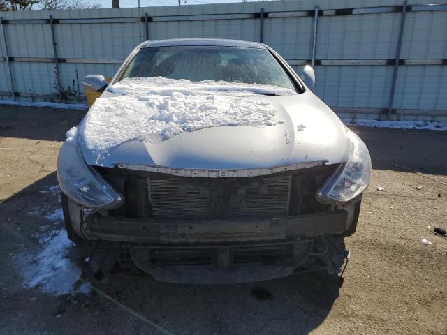 Photo 5 from auction – 2014 HYUNDAI SONATA HYB with VIN KMHEC4A42EA115928