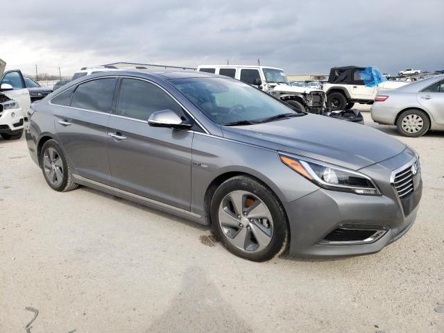 Photo 4 from auction – 2017 HYUNDAI SONATA HYB with VIN KMHE34L16HA056597