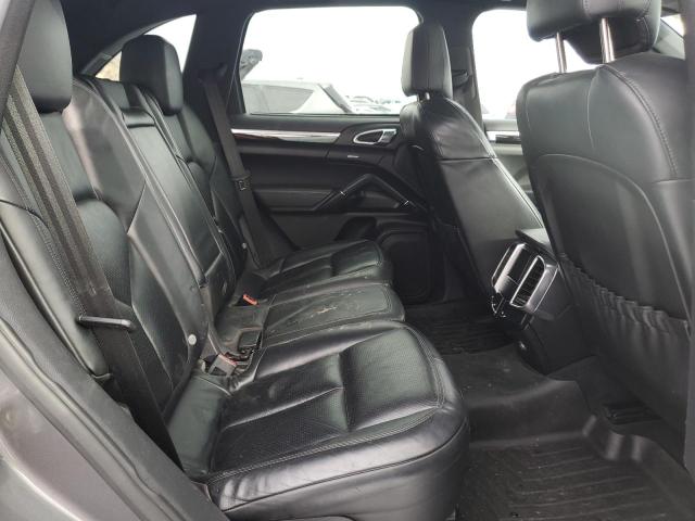 Photo 10 from auction – 2012 PORSCHE CAYENNE S with VIN WP1AE2A26CLA92086
