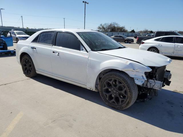 Photo 4 from auction – 2019 CHRYSLER 300 S with VIN 2C3CCAGG8KH569341