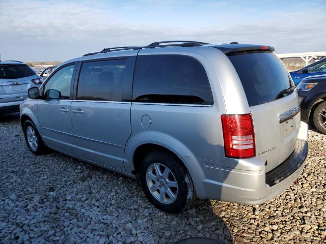 Photo 2 from auction – 2010 CHRYSLER TOWN & COU with VIN 2A4RR5D11AR412894