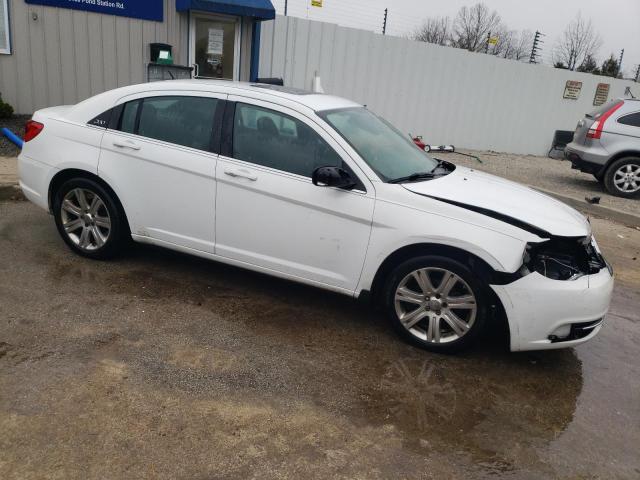 Photo 4 from auction – 2013 CHRYSLER 200 TOURIN with VIN 1C3CCBBB4DN744714