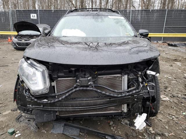 Photo 5 from auction – 2017 NISSAN ROGUE SV with VIN 5N1AT2MV3HC827669