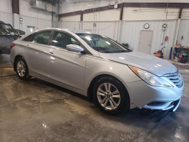 Photo 4 from auction – 2012 HYUNDAI SONATA GLS with VIN 5NPEB4AC3CH410234