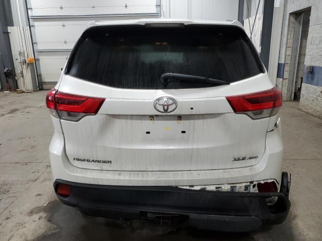 Photo 6 from auction – 2019 TOYOTA HIGHLANDER with VIN 5TDJZRFH2KS580055