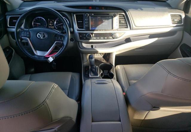 Photo 8 from auction – 2019 TOYOTA HIGHLANDER with VIN 5TDKZRFH4KS551161