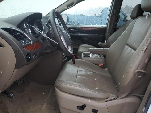 Photo 7 from auction – 2016 CHRYSLER TOWN & COU with VIN 2C4RC1BG2GR289414