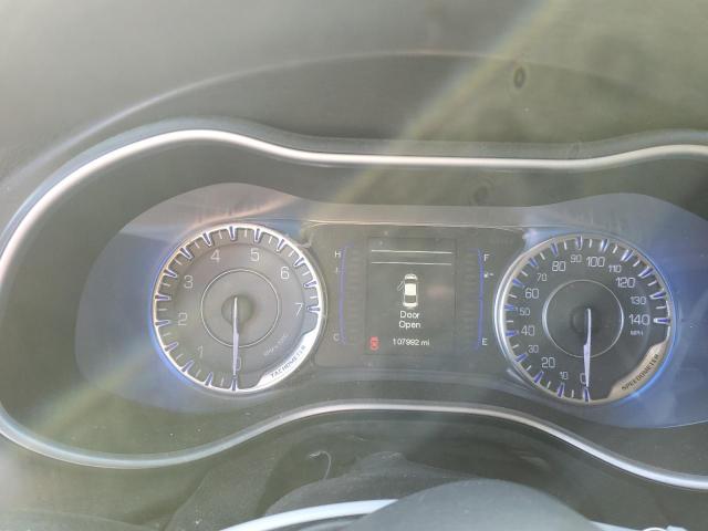 Photo 9 from auction – 2015 CHRYSLER 200 LIMITE with VIN 1C3CCCAB0FN503355