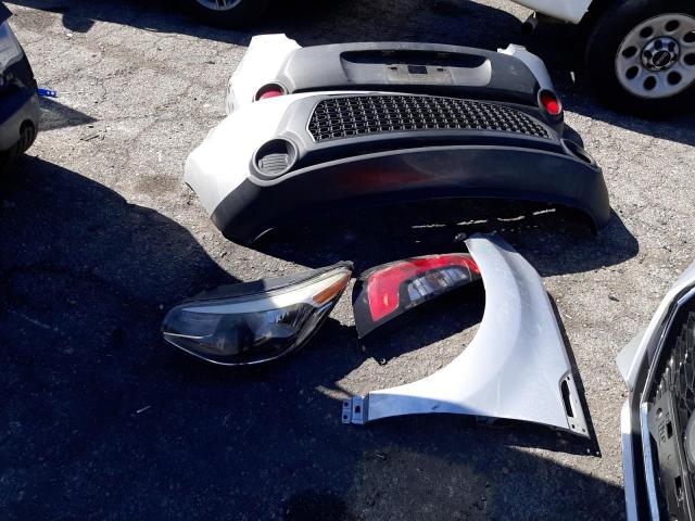 Photo 12 from auction – 2015 KIA SOUL with VIN KNDJN2A22F7777412