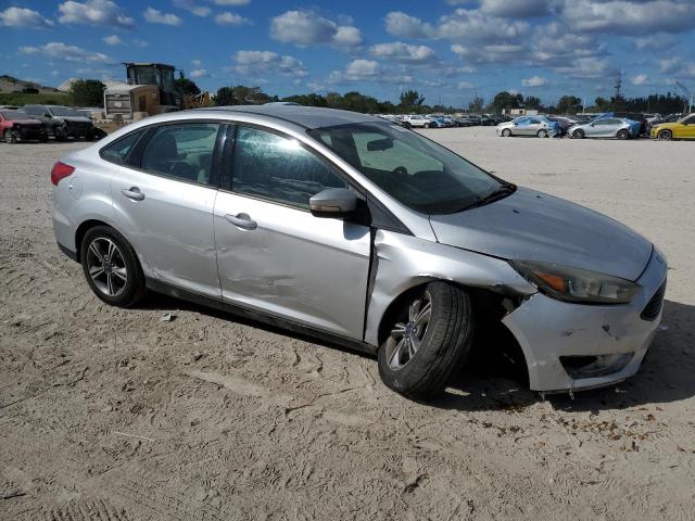 Photo 4 from auction – 2017 FORD FOCUS SE with VIN 1FADP3FEXHL262464