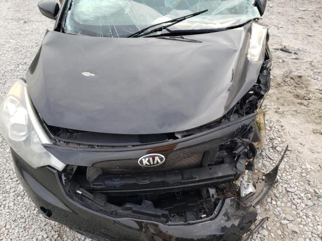 Photo 11 from auction – 2016 KIA FORTE LX with VIN KNAFK4A65G5536497