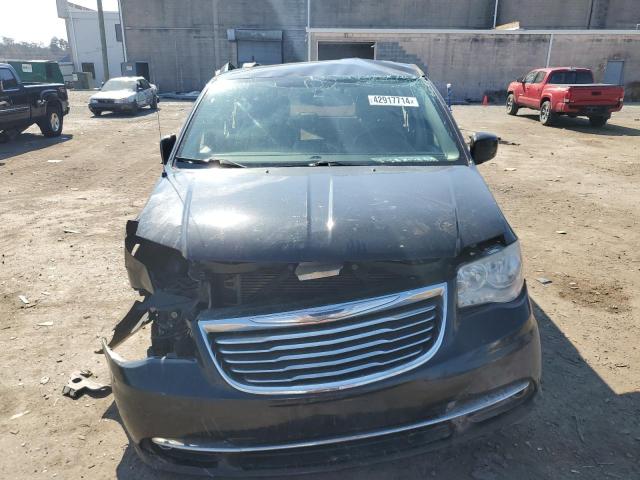 Photo 5 from auction – 2012 CHRYSLER TOWN & COU with VIN 2C4RC1BGXCR170049