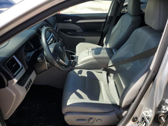 Photo 7 from auction – 2016 TOYOTA HIGHLANDER with VIN 5TDJKRFH3GS324292