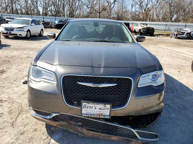 Photo 5 from auction – 2015 CHRYSLER 300 LIMITE with VIN 2C3CCAAG4FH904397