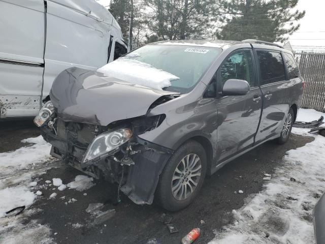 TOYOTA SIENNA XLE 2020 with VIN 5TDYZ3DC0LS065155 - Photo from auction