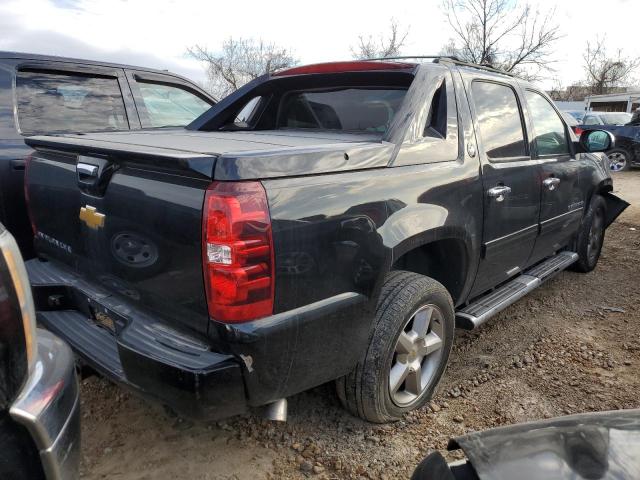 Photo 3 from auction – 2013 CHEVROLET AVALANCHE with VIN 3GNTKFE71DG287793
