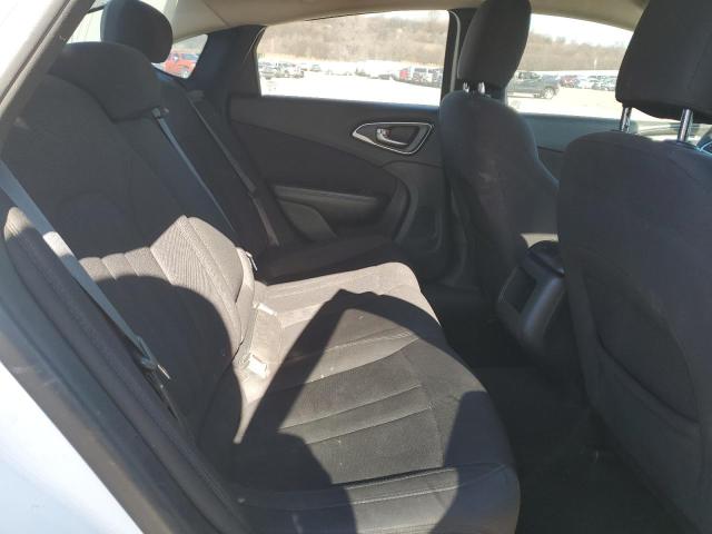 Photo 10 from auction – 2015 CHRYSLER 200 LIMITE with VIN 1C3CCCAB5FN629274