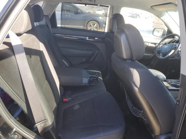 Photo 10 from auction – 2014 KIA SORENTO LX with VIN 5XYKTCA65EG539218