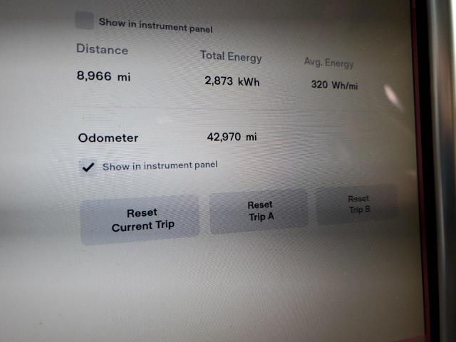 Photo 9 from auction – 2017 TESLA MODEL X with VIN 5YJXCDE2XHF075552