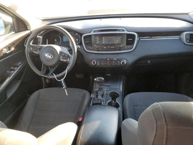 Photo 8 from auction – 2016 KIA SORENTO LX with VIN 5XYPG4A32GG030244