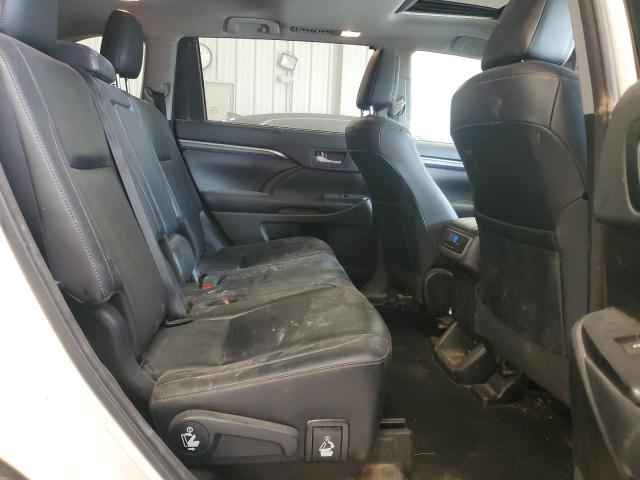 Photo 11 from auction – 2018 TOYOTA HIGHLANDER with VIN 5TDDZRFH1JS900882