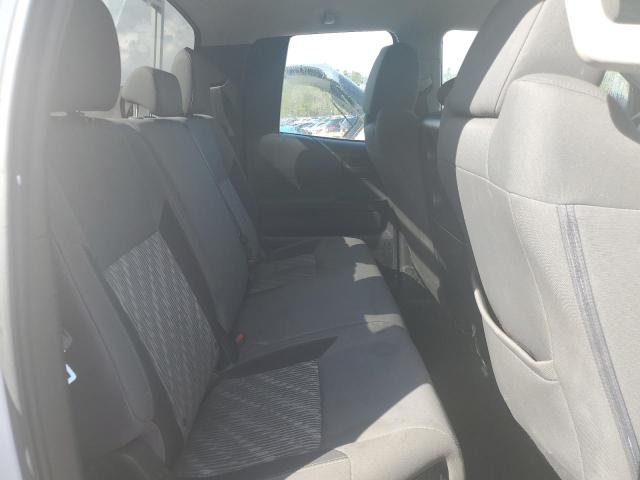 Photo 10 from auction – 2018 TOYOTA TUNDRA DOU with VIN 5TFTY5F16JX010026