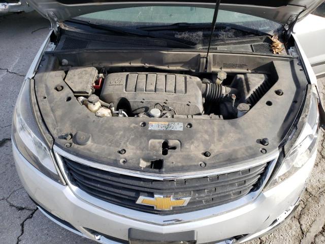 Photo 12 from auction – 2017 CHEVROLET TRAVERSE L with VIN 1GNKRFKD2HJ229939