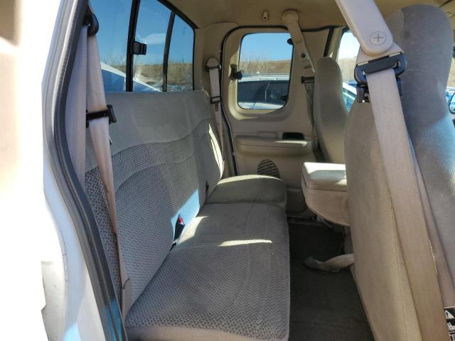 Zdjęcie 10 z aukcji – 2000 FORD F150 z VIN 1FTRX08L2YKA55633