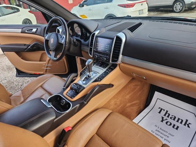 Photo 5 from auction – 2012 PORSCHE CAYENNE S with VIN WP1AB2A29CLA46650