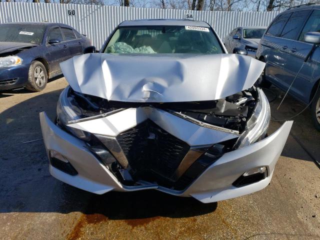 Photo 5 from auction – 2019 NISSAN ALTIMA SR with VIN 1N4BL4CV0KC164113