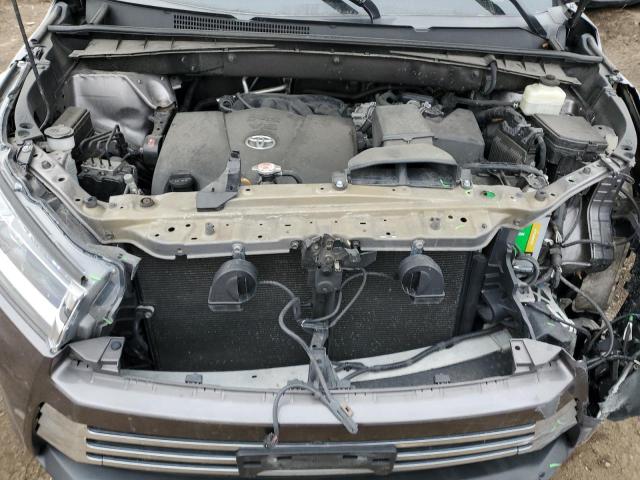 Photo 12 from auction – 2017 TOYOTA HIGHLANDER with VIN 5TDDZRFH6HS467389