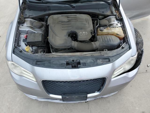 Photo 11 from auction – 2015 CHRYSLER 300 LIMITE with VIN 2C3CCAAGXFH749449
