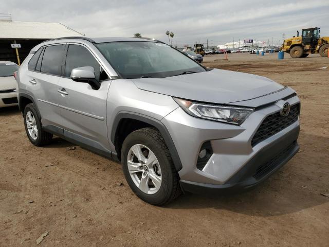 Photo 4 from auction – 2021 TOYOTA RAV4 XLE with VIN 2T3W1RFV4MC100202