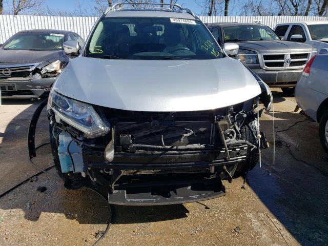 Photo 5 from auction – 2016 NISSAN ROGUE S with VIN 5N1AT2MT3GC779457
