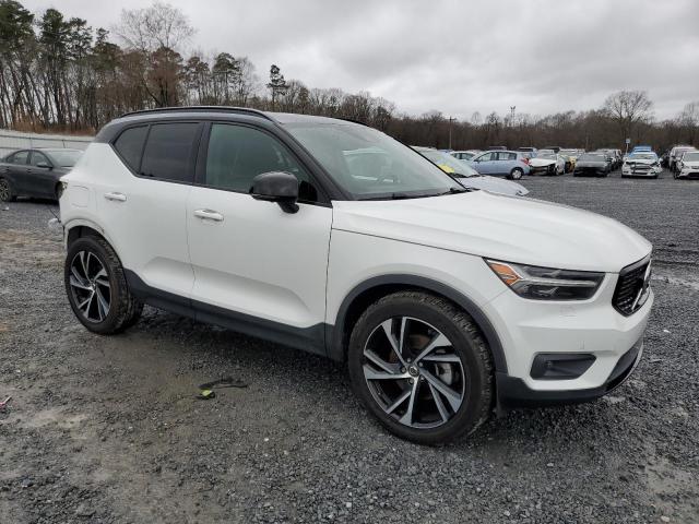 Photo 4 from auction – 2020 VOLVO XC40 T4 R- with VIN YV4AC2HM2L2323955