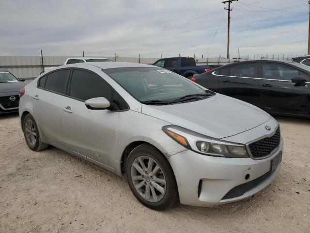 Photo 4 from auction – 2017 KIA FORTE LX with VIN 3KPFL4A75HE132940