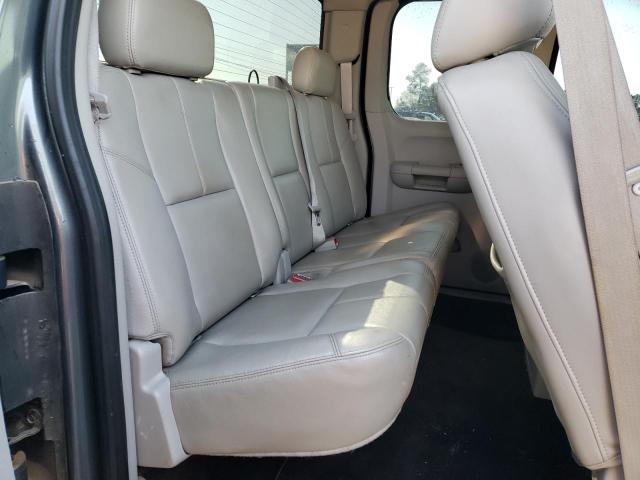 Photo 10 from auction – 2011 CHEVROLET SILVERADO with VIN 1GCRKSE32BZ230766
