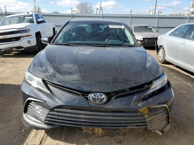 Photo 5 from auction – 2022 TOYOTA CAMRY LE with VIN 4T1C11AK2NU691236