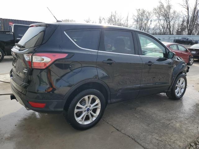 Photo 3 from auction – 2017 FORD ESCAPE SE with VIN 1FMCU9G95HUC20132