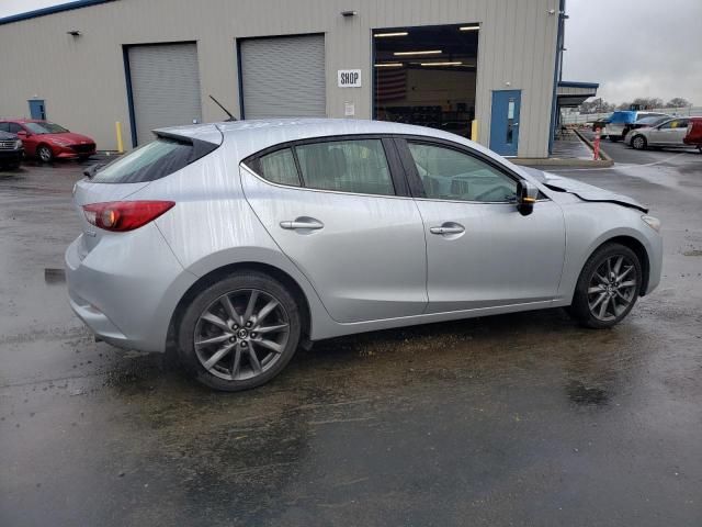 Photo 3 from auction – 2018 MAZDA 3 TOURING with VIN 3MZBN1L32JM275953