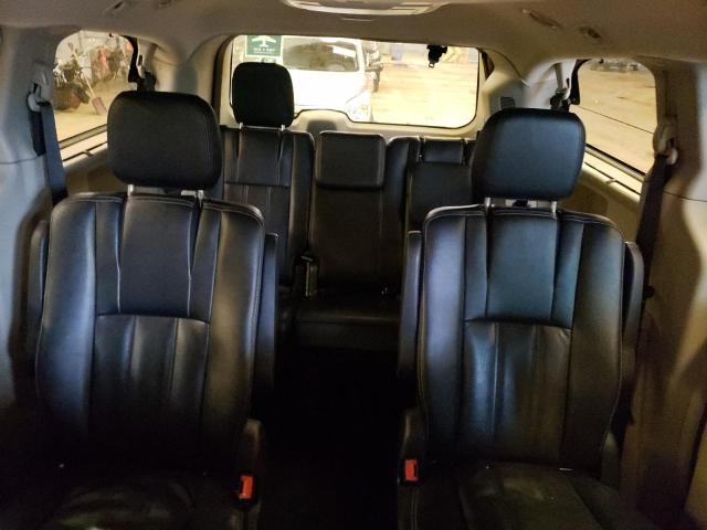 Photo 10 from auction – 2015 CHRYSLER TOWN & COU with VIN 2C4RC1CGXFR553637