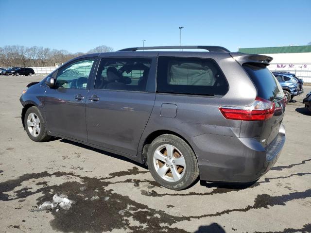 Photo 2 from auction – 2015 TOYOTA SIENNA LE with VIN 5TDKK3DC3FS631744
