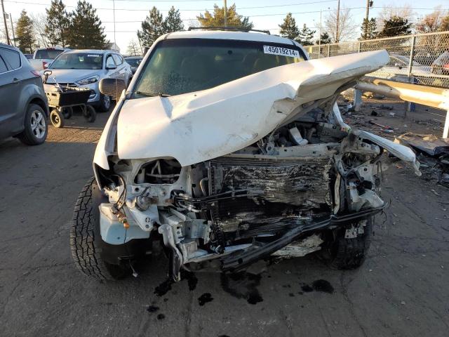 Photo 5 from auction – 2005 FORD ESCAPE XLT with VIN 1FMYU93105KA73666