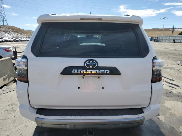 Photo 6 from auction – 2020 TOYOTA 4RUNNER SR with VIN JTEBU5JR2L5779833