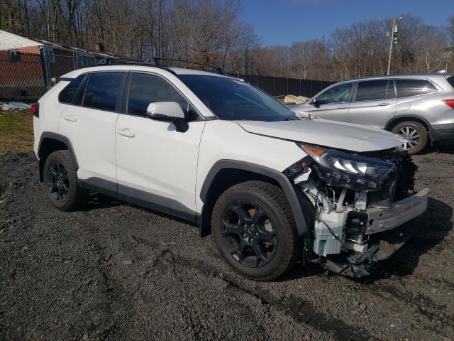 Photo 4 from auction – 2020 TOYOTA RAV4 LE with VIN 2T3B1RFV0LW100905