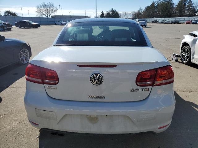 Photo 6 from auction – 2015 VOLKSWAGEN EOS LUX with VIN WVWFW8AH8FV005258
