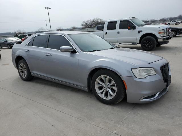 Photo 4 from auction – 2015 CHRYSLER 300 LIMITE with VIN 2C3CCAAGXFH749449